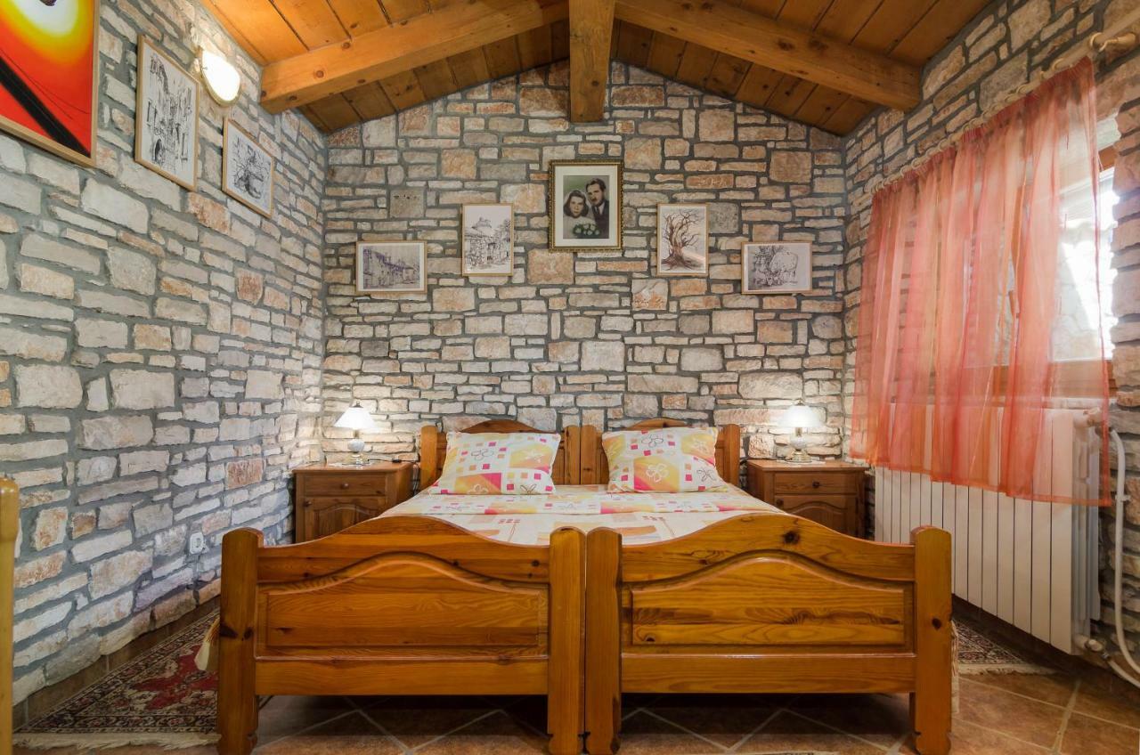 Apartments Marija & Pepa روفينج المظهر الخارجي الصورة